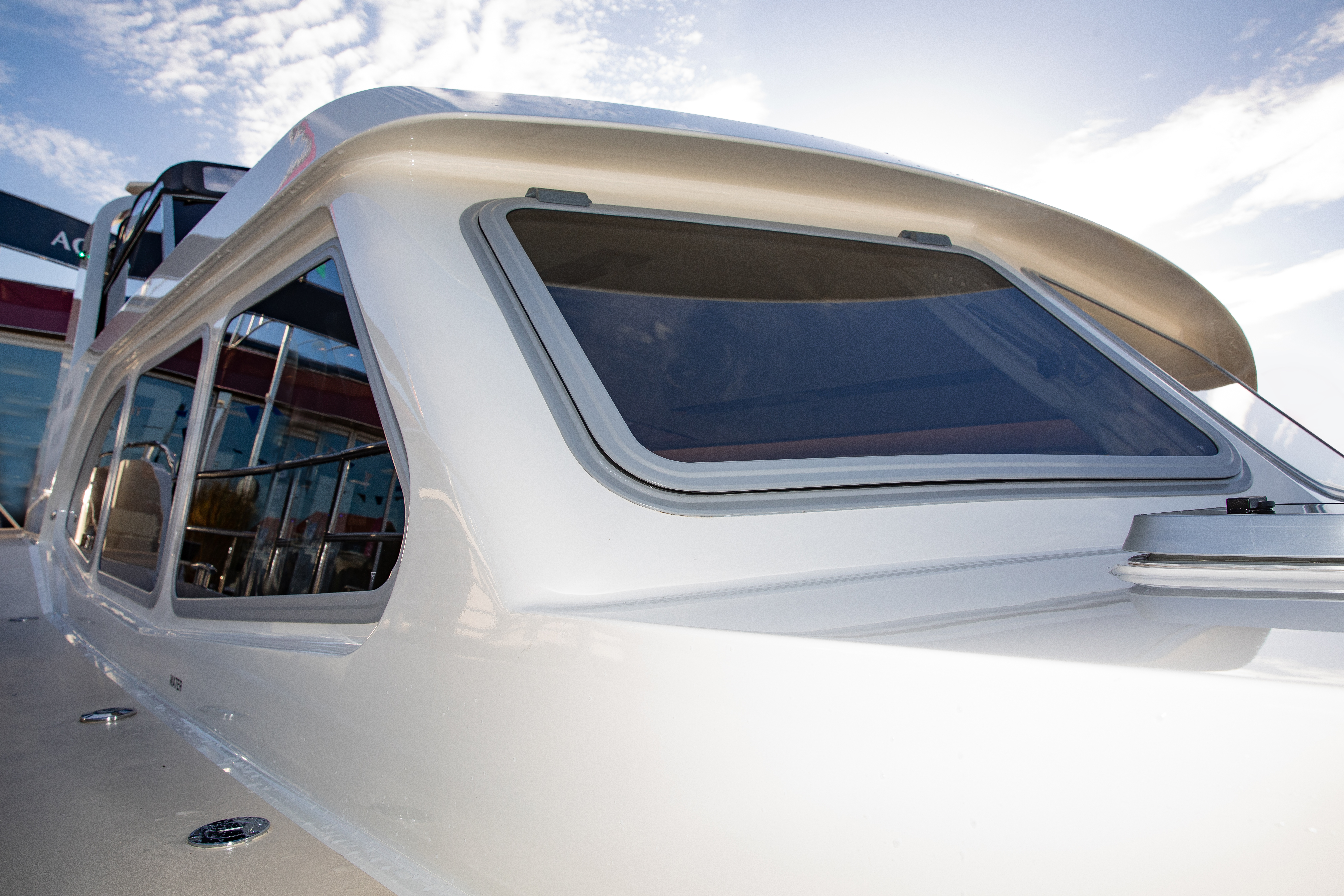 Topwindows Kunststofscheepsraam Condensvrij Aluminumlook Noblesse.5