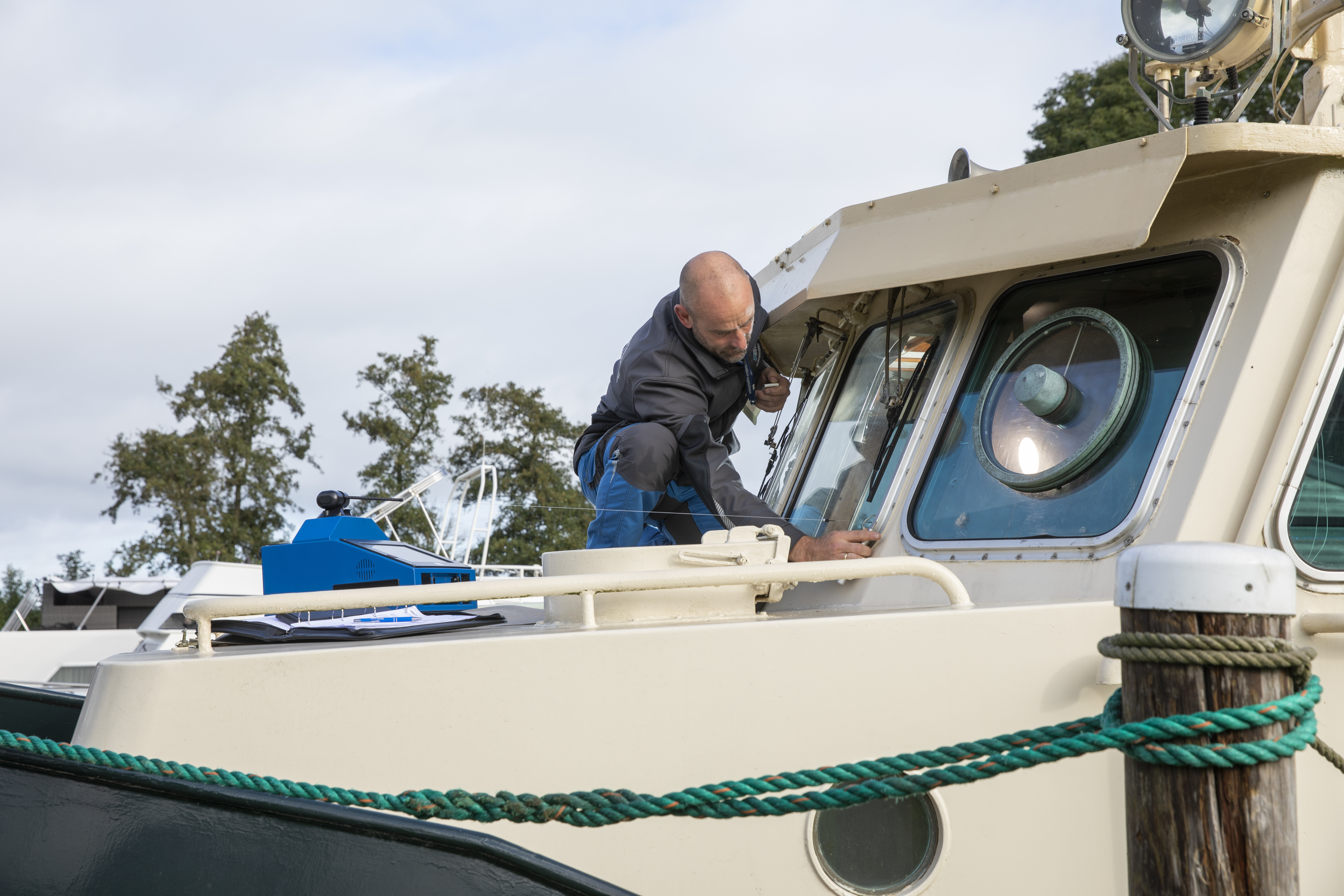 Warum werden Bootsfenster undicht?