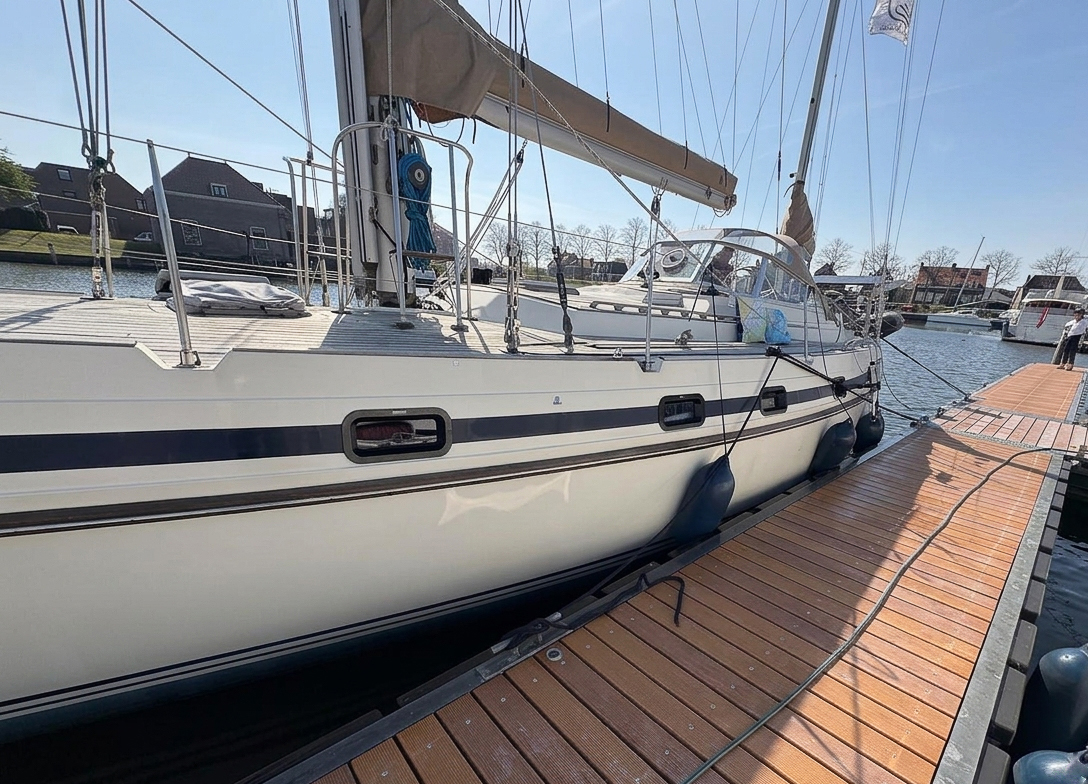Fenster für ihr Segelboot mit durchdachter Funktion